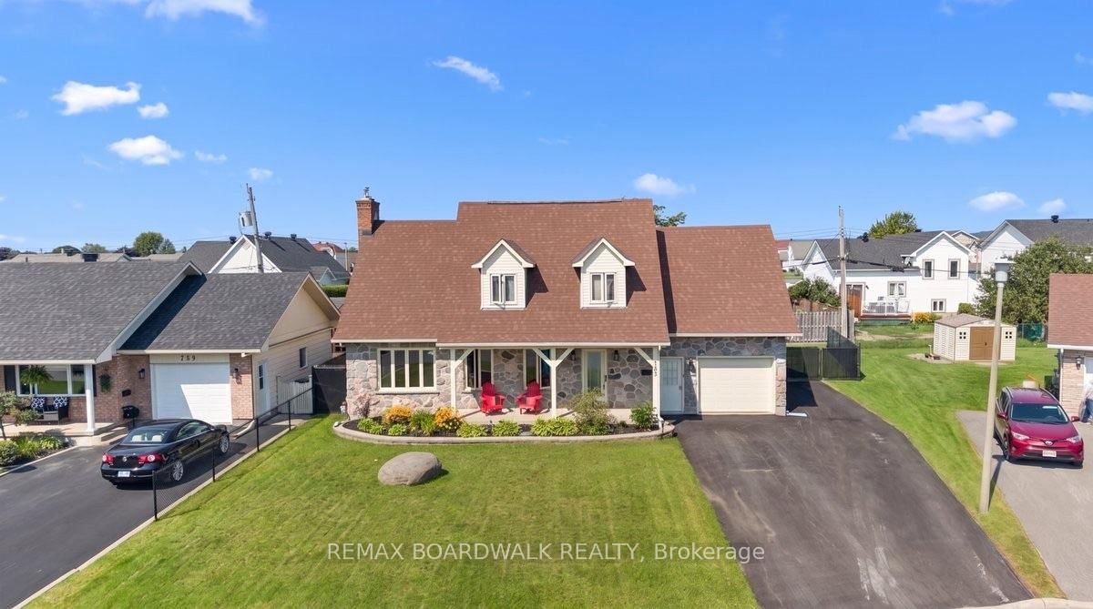 795 Rejane Crescent • Hawkesbury, ON photo 2