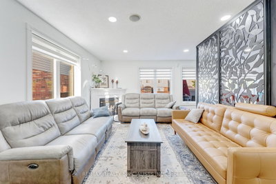 71 MCFARLANE Drive • Cambridge, ON photo 8