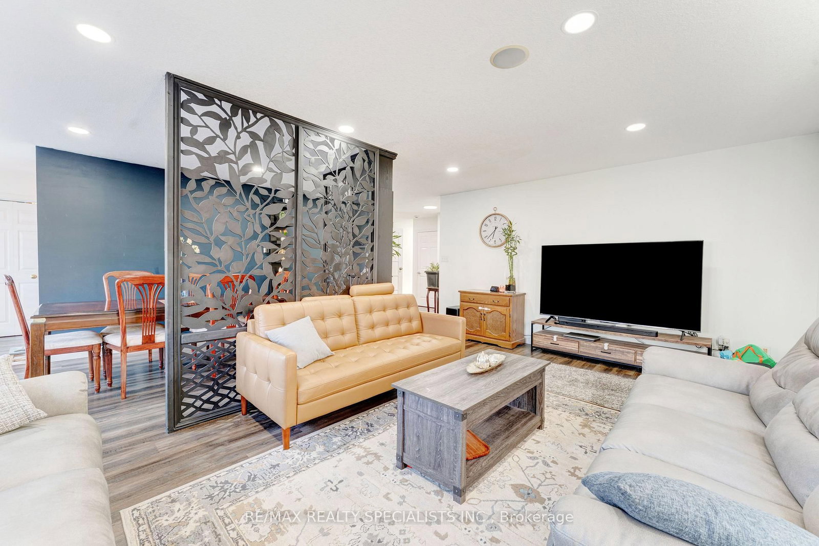 71 MCFARLANE Drive • Cambridge, ON photo 9