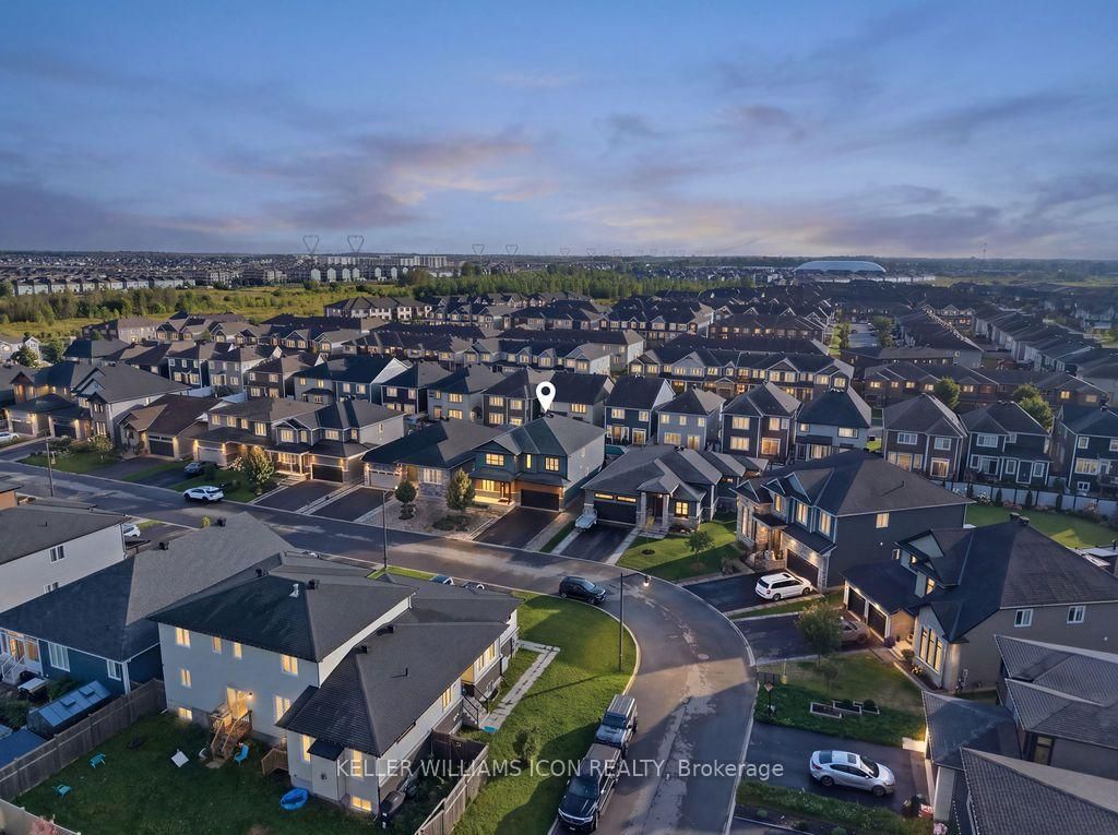 65 Axel Crescent • Ottawa, ON photo 4