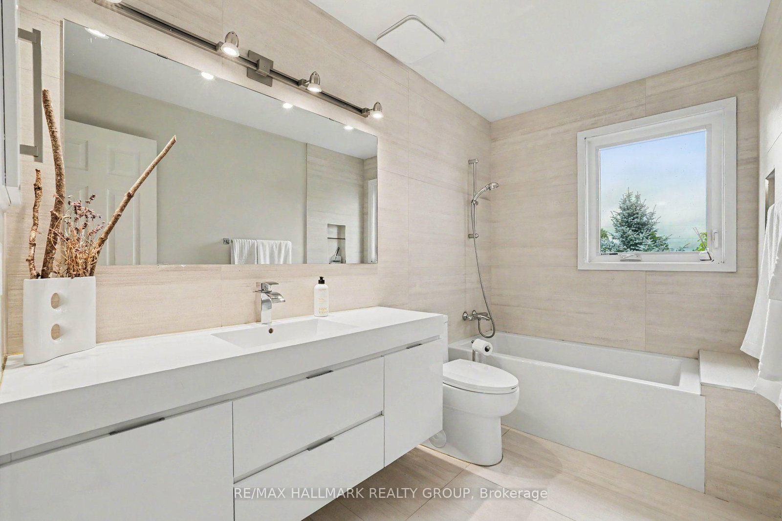 66 Bateman Drive • Ottawa, ON photo 22