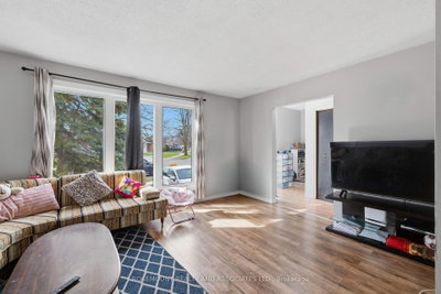 287 Sutherland Drive • Kingston, ON photo 6