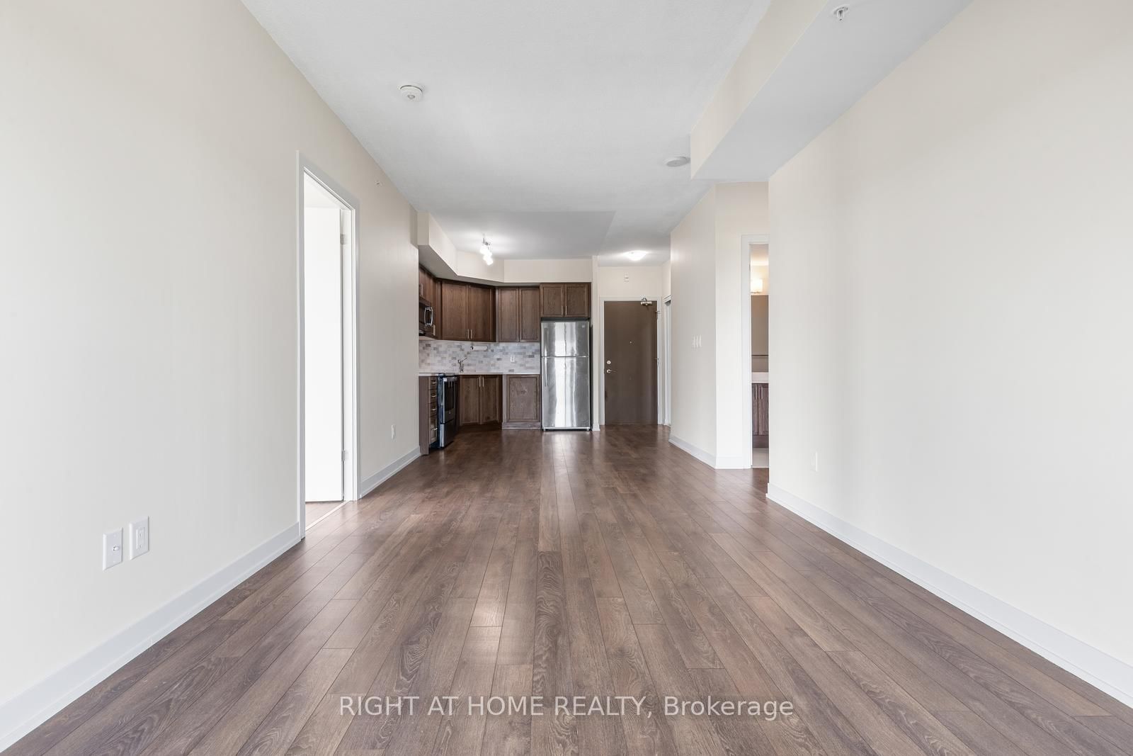 550 North Service Road • #319 • Grimsby, ON photo 15