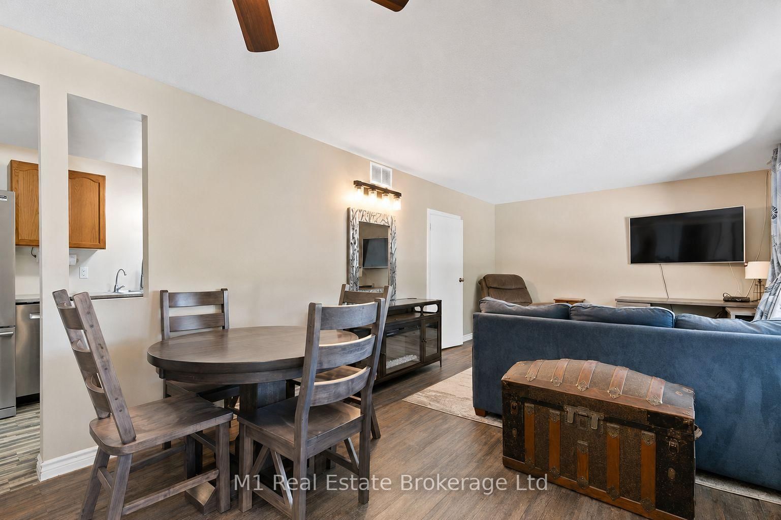 53 Janefield Avenue • Guelph, ON photo 12