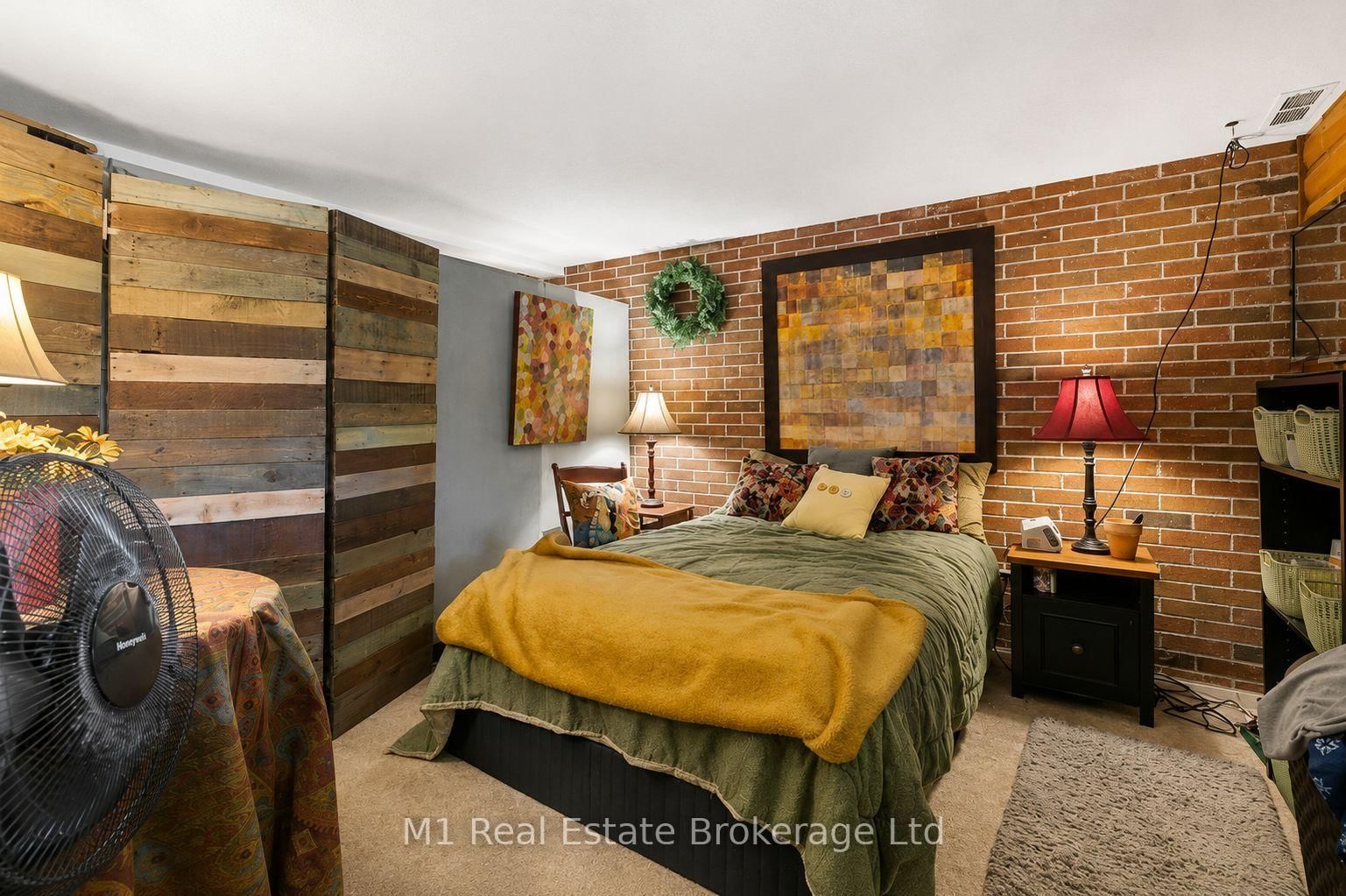 53 Janefield Avenue • Guelph, ON photo 18