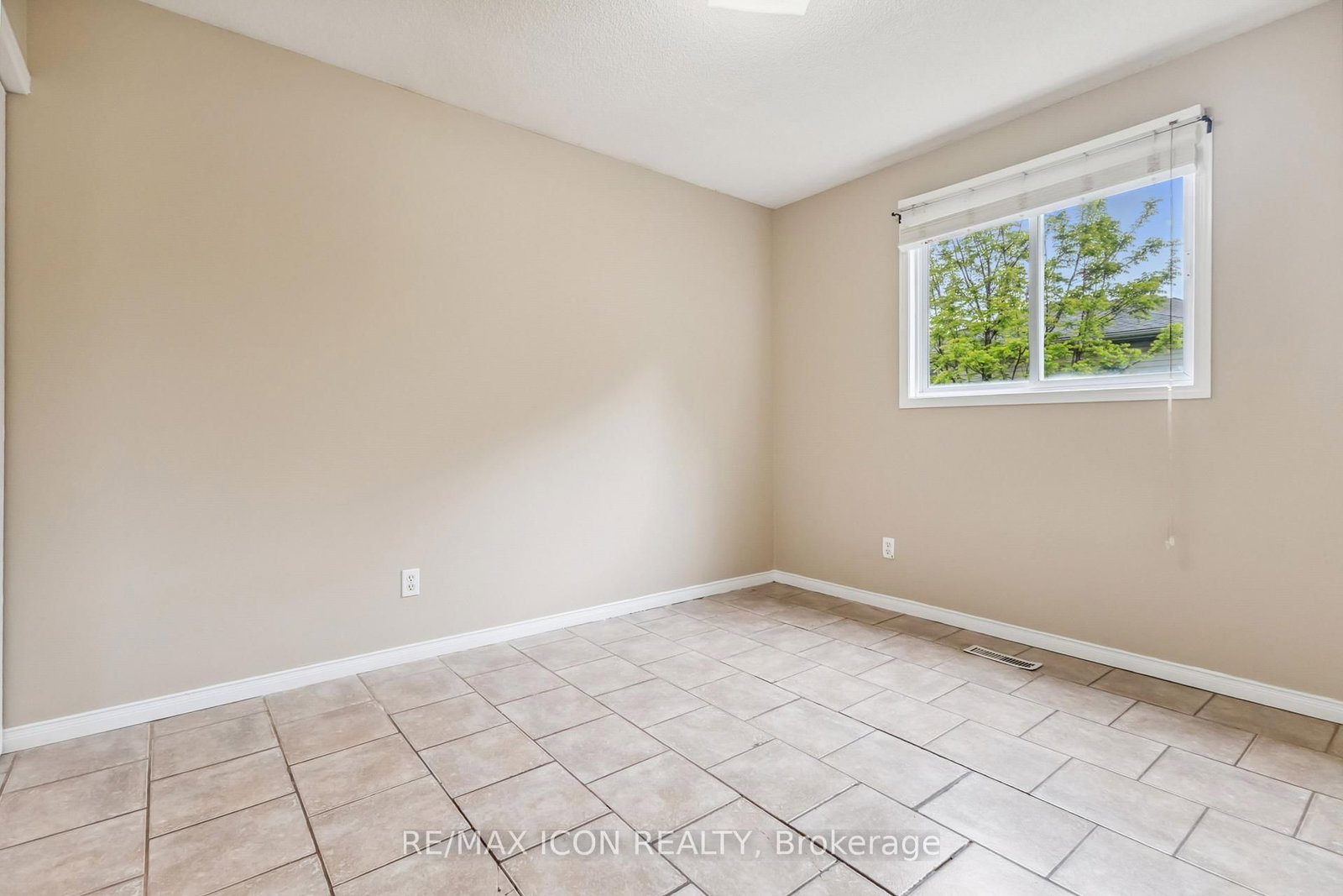 238 Fleming Drive • London East, ON photo 8