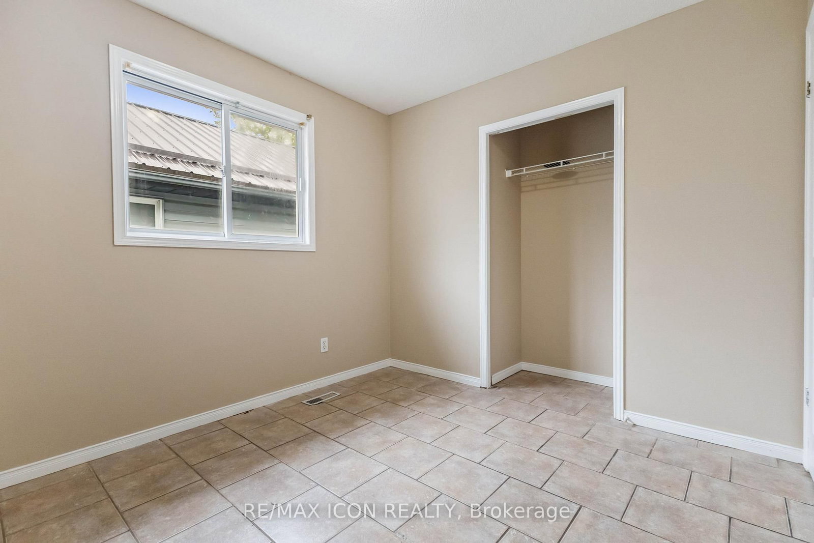 238 Fleming Drive • London East, ON photo 9