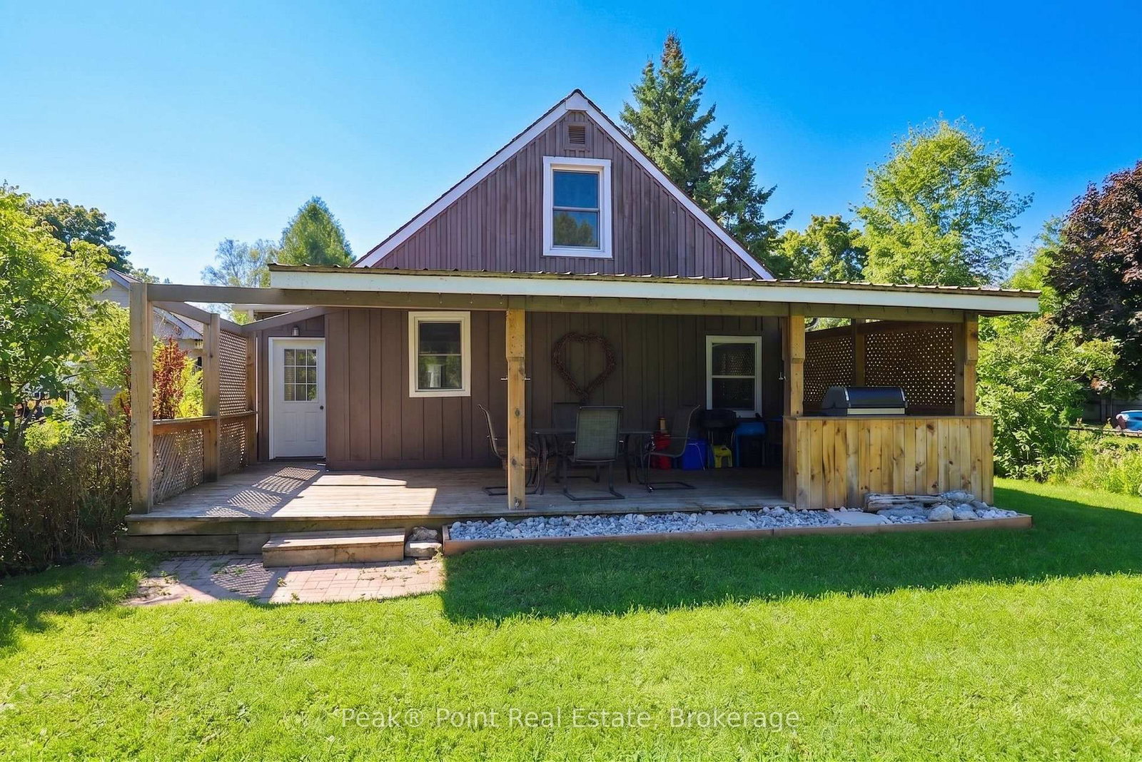 579 John Street • South Bruce Peninsula, ON photo 4