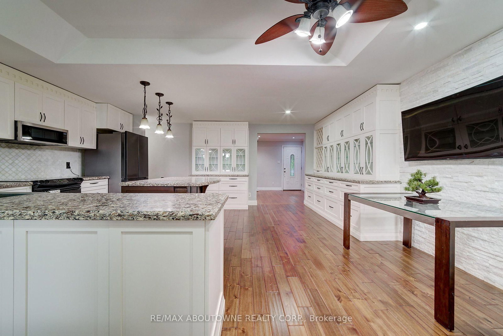 178 Carlisle Road • Hamilton, ON photo 16