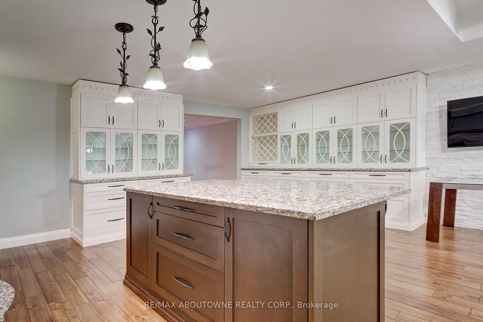 178 Carlisle Road • Hamilton, ON photo 17