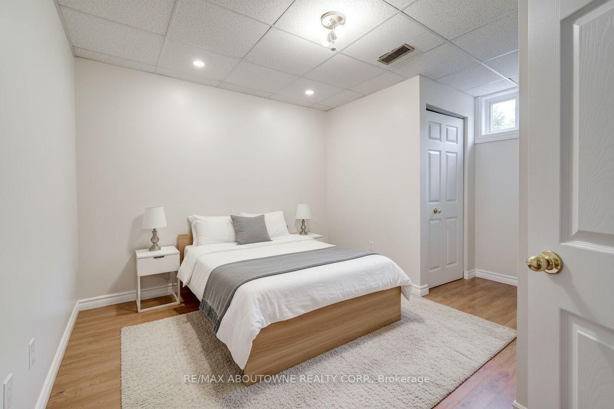 178 Carlisle Road • Hamilton, ON photo 38