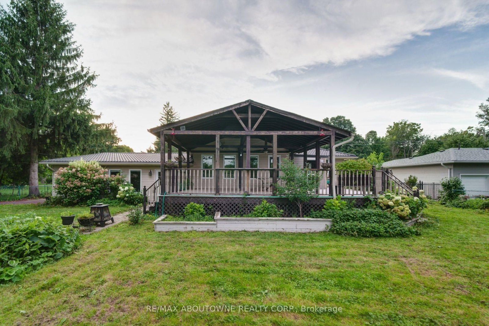 178 Carlisle Road • Hamilton, ON photo 40