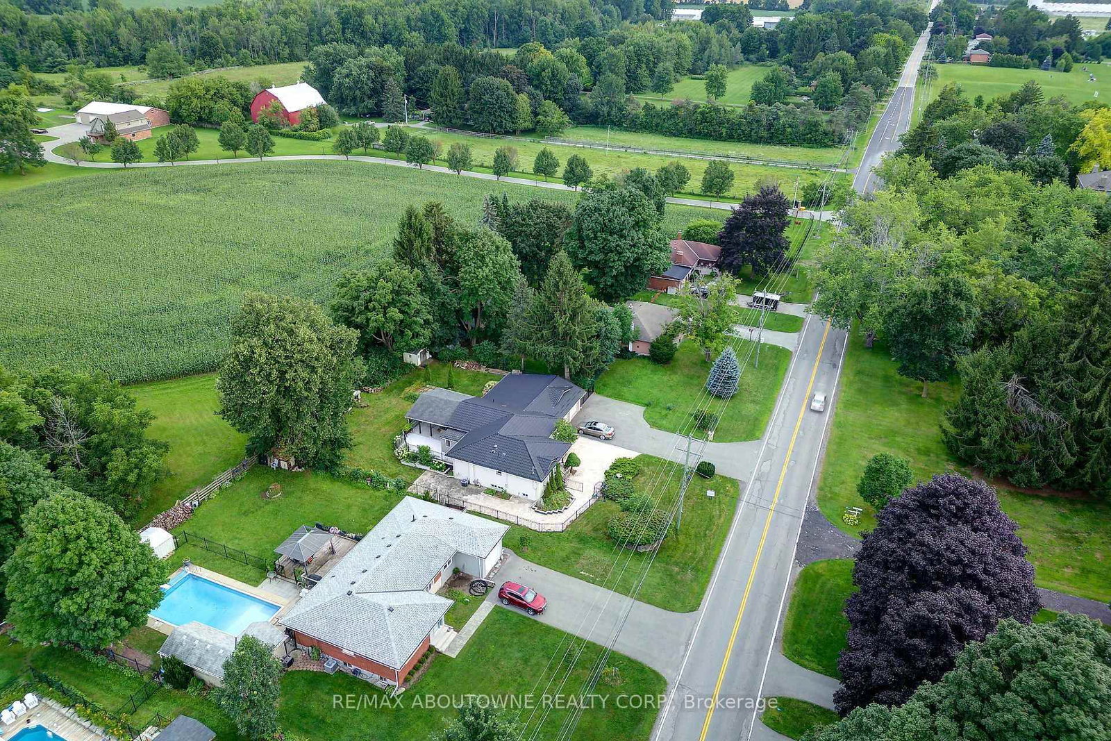 178 Carlisle Road • Hamilton, ON photo 44