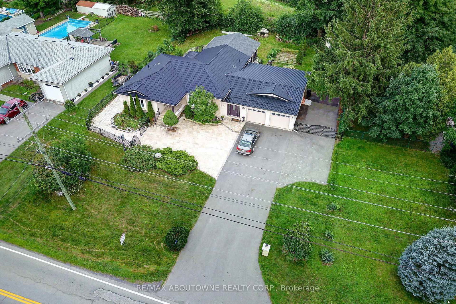 178 Carlisle Road • Hamilton, ON photo 48