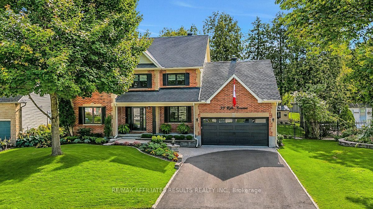 39 Kyle Avenue • Stittsville, ON photo 1