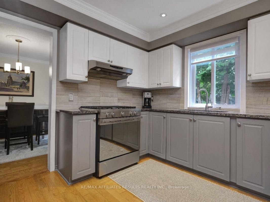 39 Kyle Avenue • Stittsville, ON photo 11