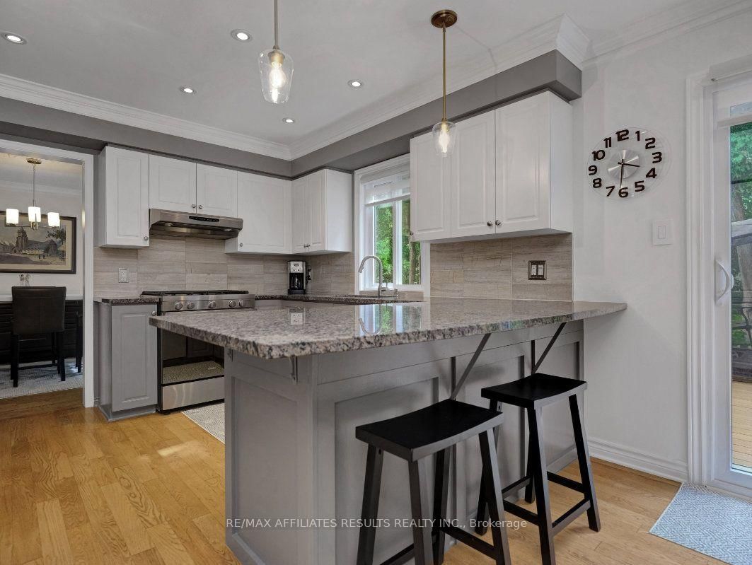 39 Kyle Avenue • Stittsville, ON photo 12