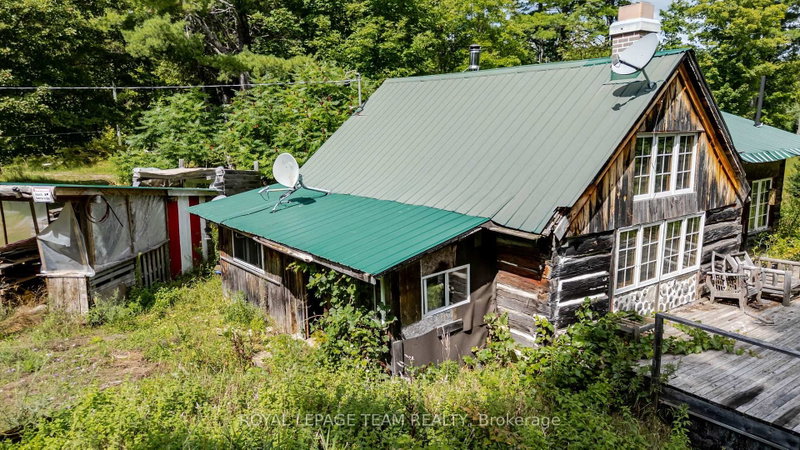884 Concession 7 Road