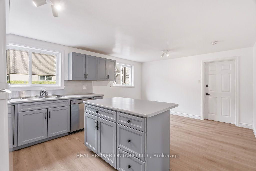 257 Lavergne Street • Ottawa, ON photo 29