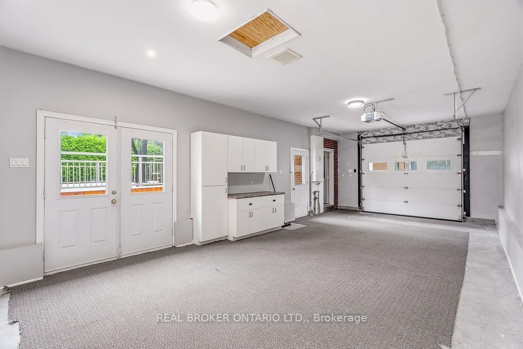 257 Lavergne Street • Ottawa, ON photo 45