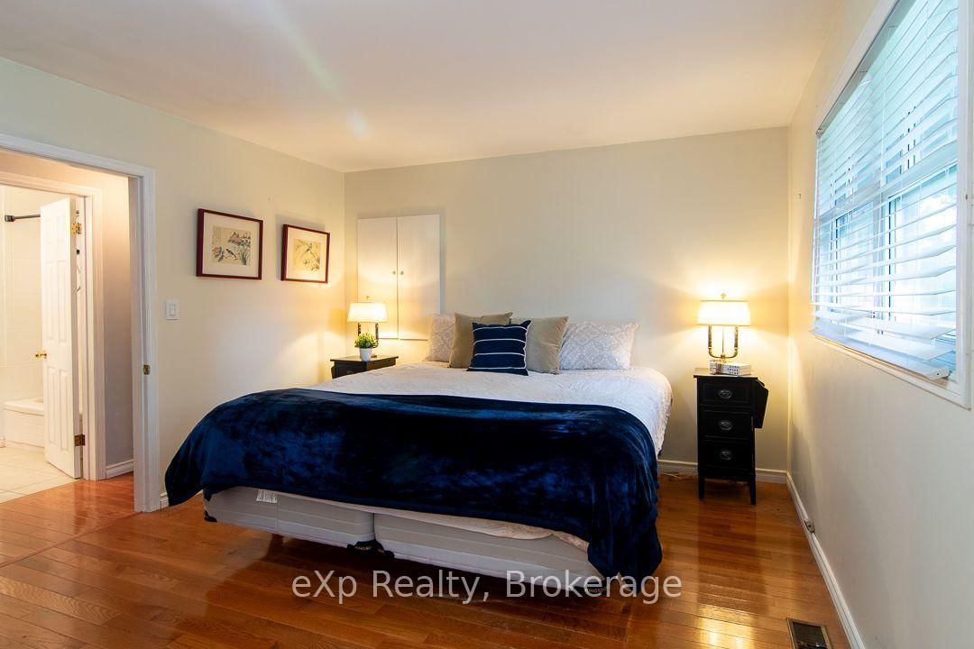 92 PARKSIDE Avenue • South Bruce Peninsula, ON photo 14
