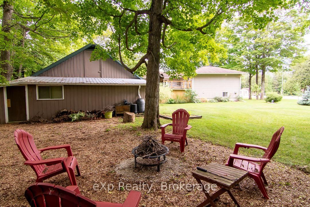 92 PARKSIDE Avenue • South Bruce Peninsula, ON photo 28