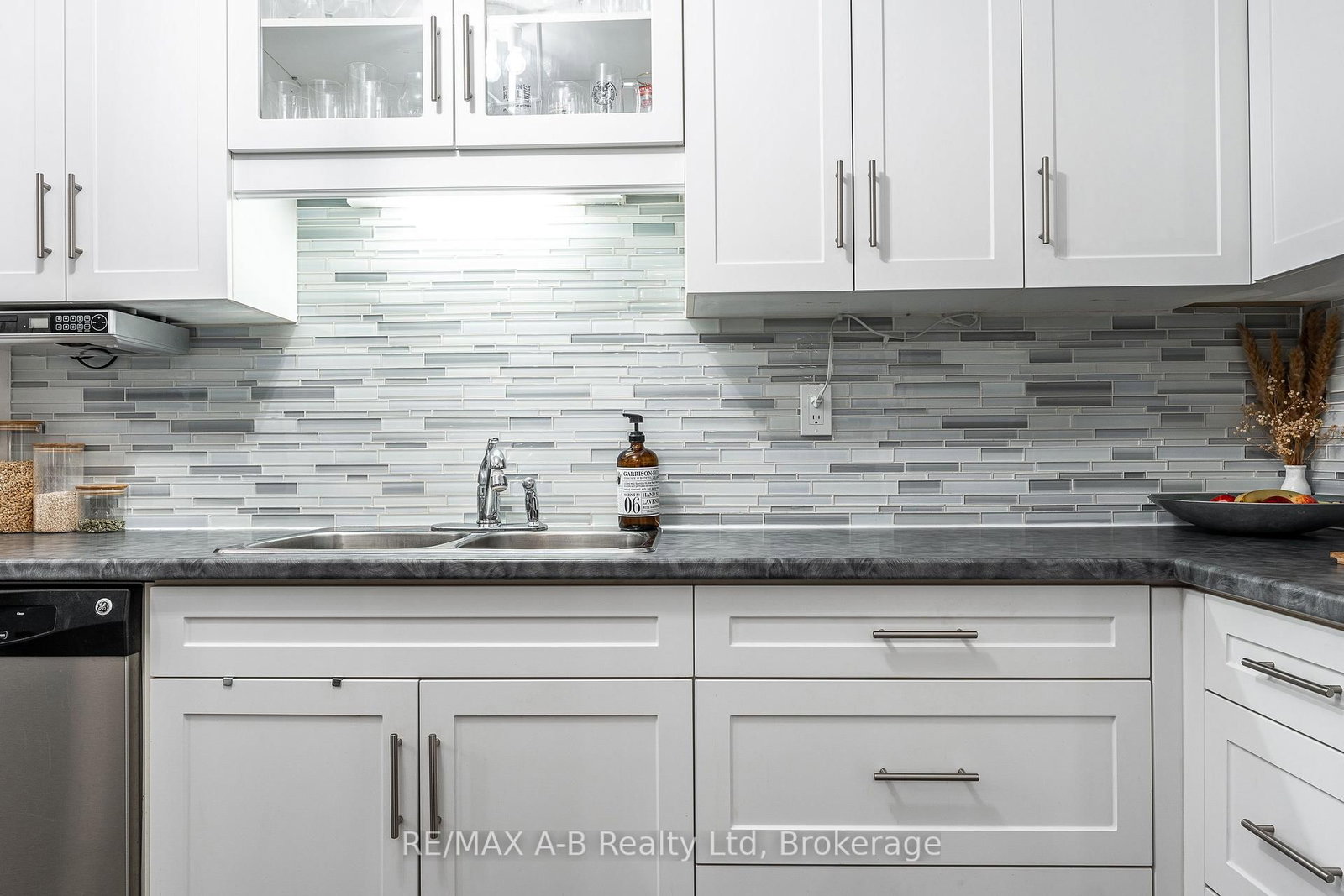 97 Huron Street • #104 • Stratford, ON photo 6