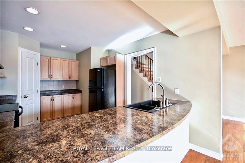 234 Tandalee Crescent