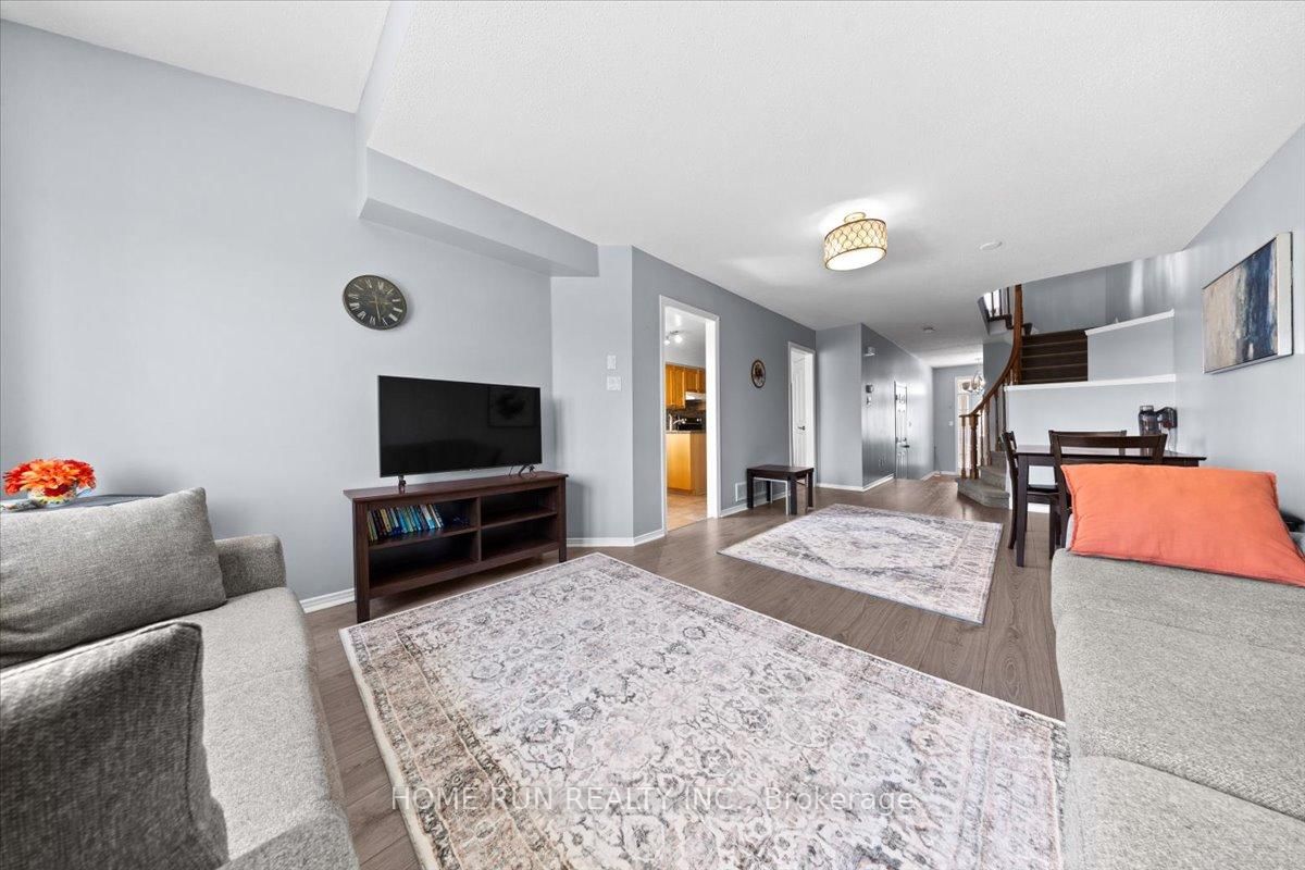 113 Gray Crescent • Ottawa, ON photo 10