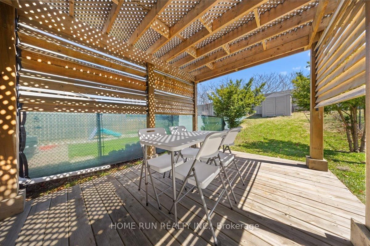 113 Gray Crescent • Ottawa, ON photo 30