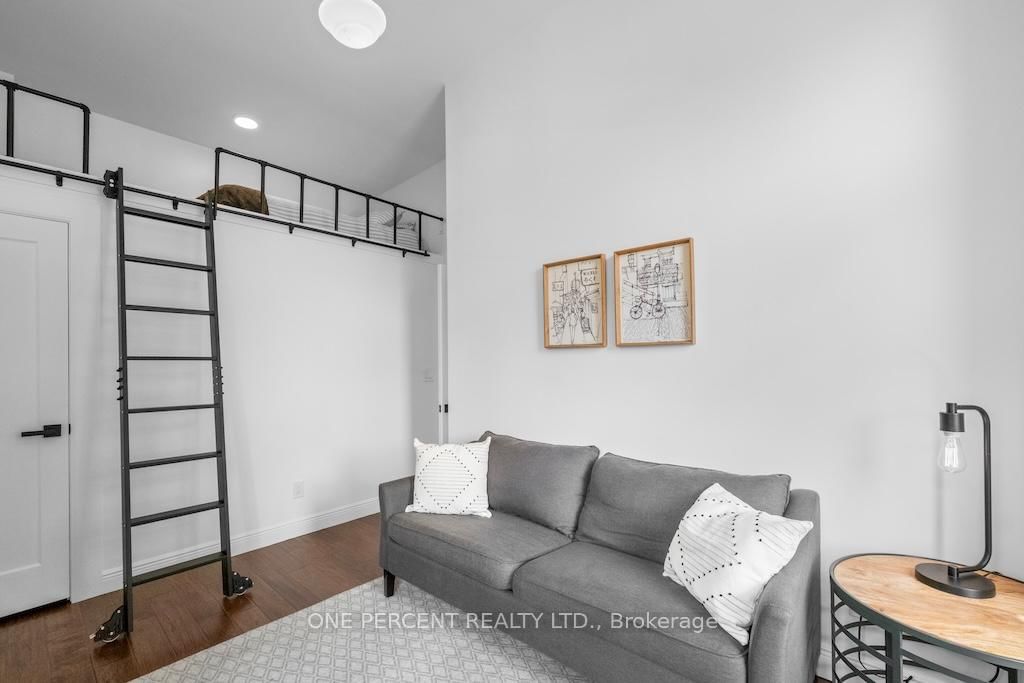 143 Catharine Street N • Hamilton, ON photo 23