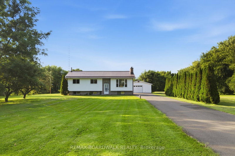 2106 County Road 2 Road