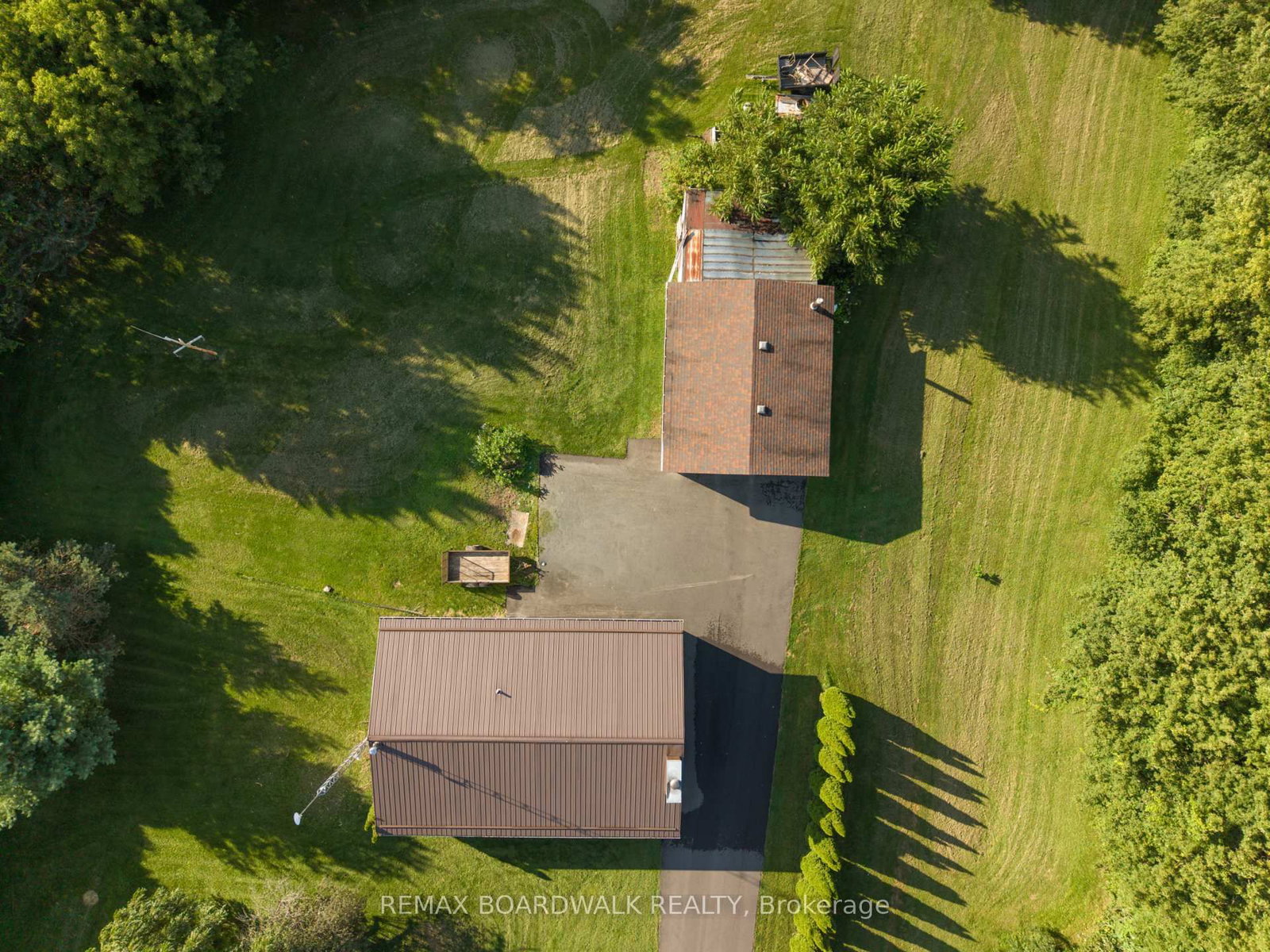 2106 County Road 2 Road • Edwardsburgh/Cardinal, ON photo 14