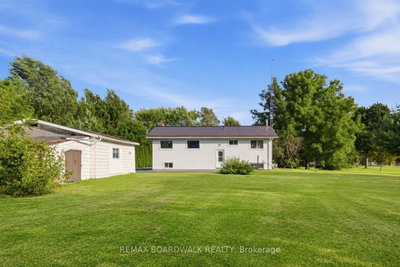 2106 County Road 2 Road • Edwardsburgh/Cardinal, ON photo 4