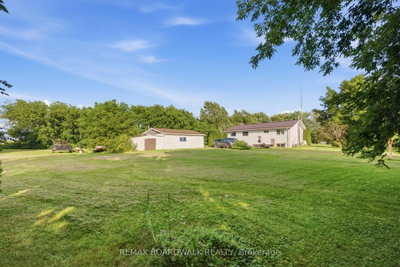 2106 County Road 2 Road • Edwardsburgh/Cardinal, ON photo 6