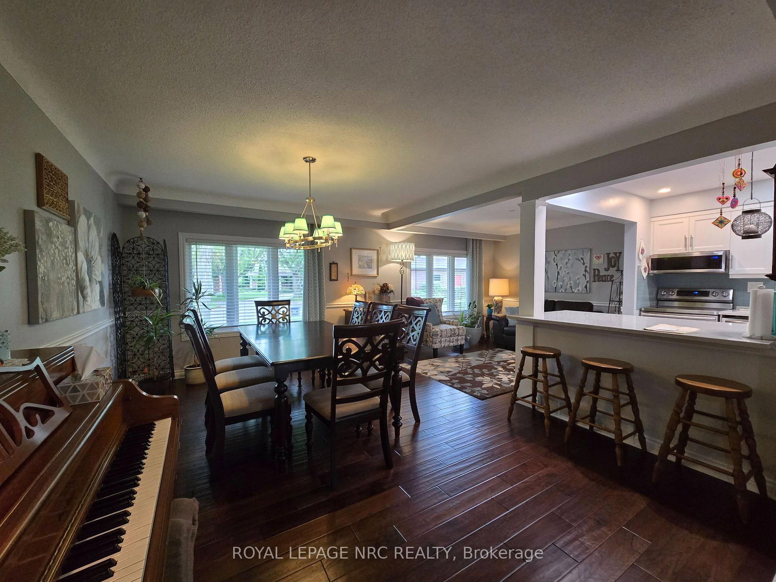 18 Deanna Crescent • St. Catharines, ON photo 5
