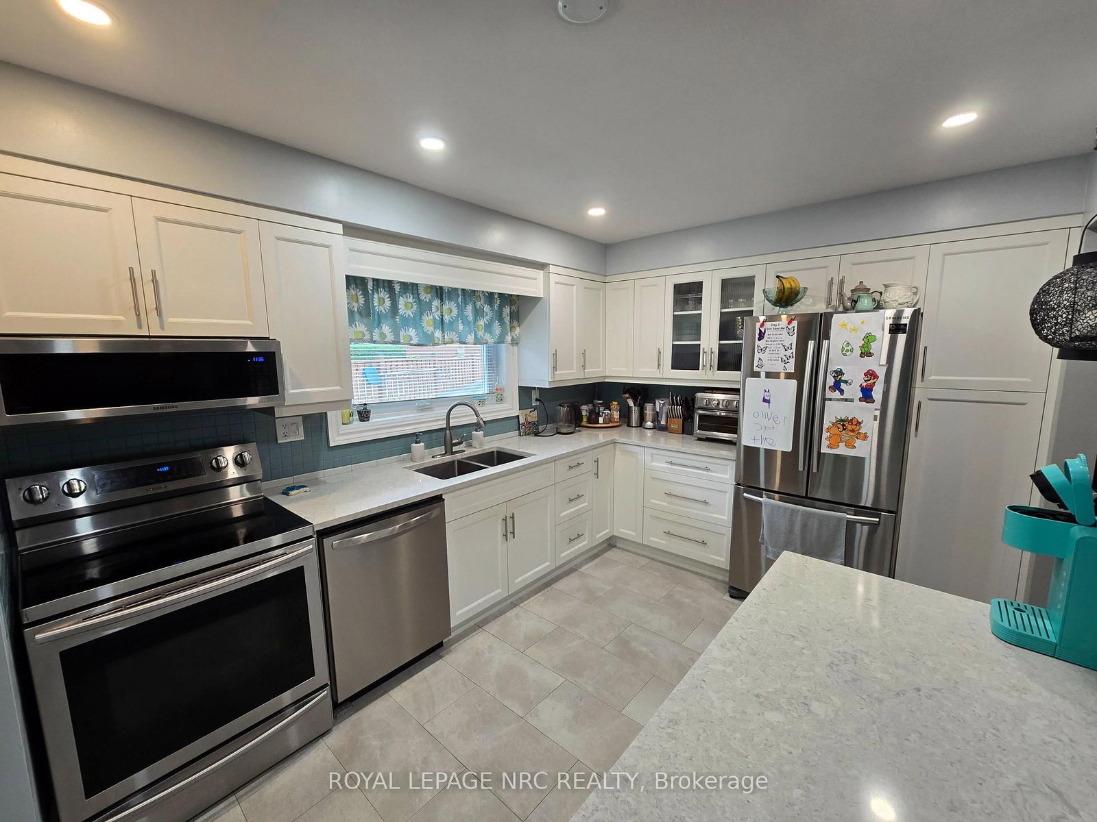 18 Deanna Crescent • St. Catharines, ON photo 9