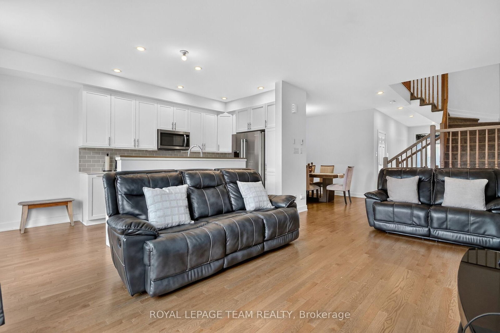 41 Moosonee Crescent • Ottawa, ON photo 5