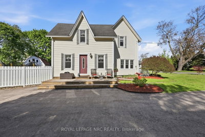 Detached House for sale at 776 Canboro Road, Pelham, Ontario, L0S 1C0 - Fenwick - MLS: X13729962