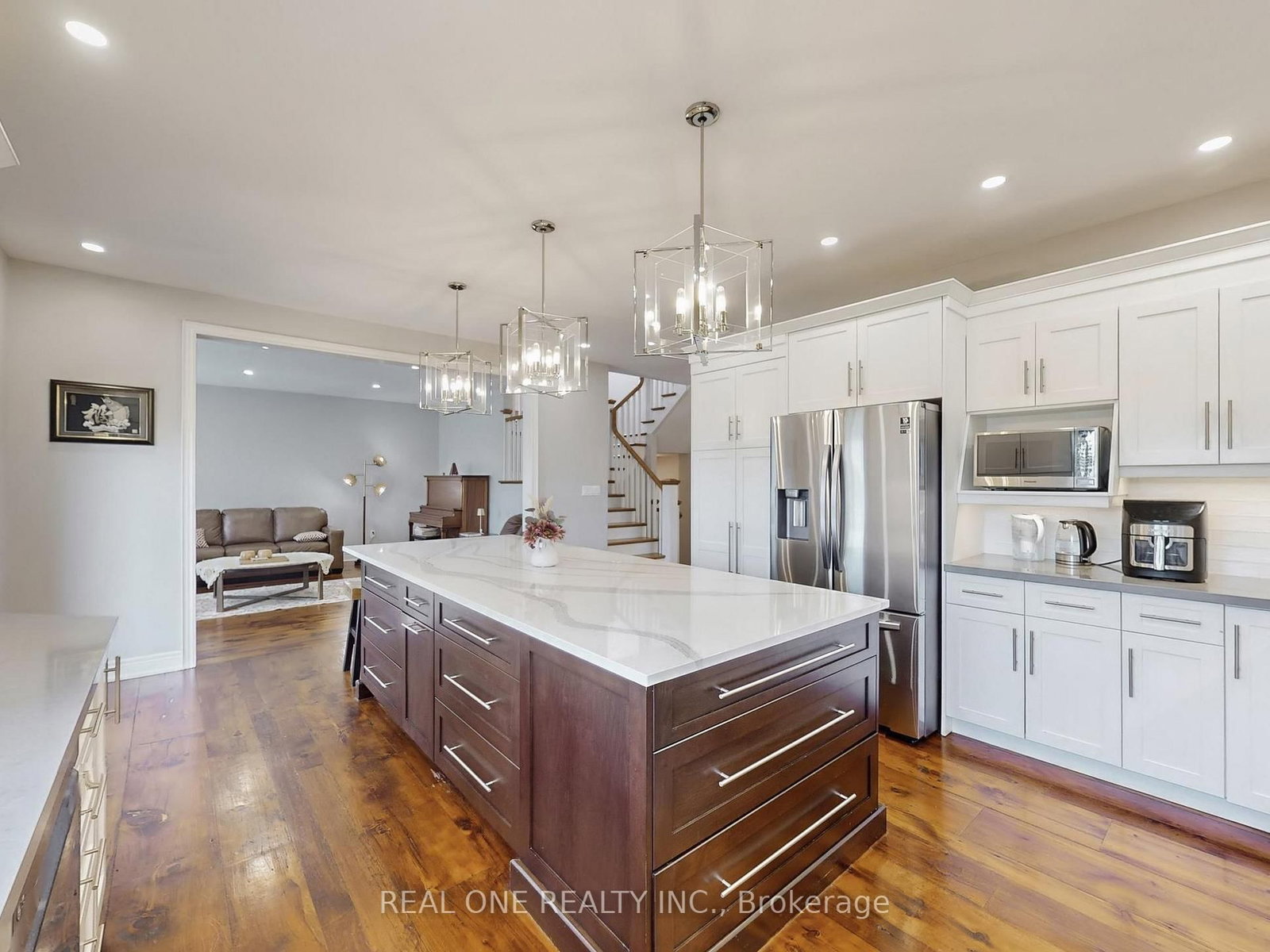 26 Matthews Court • St. Catharines, ON photo 14