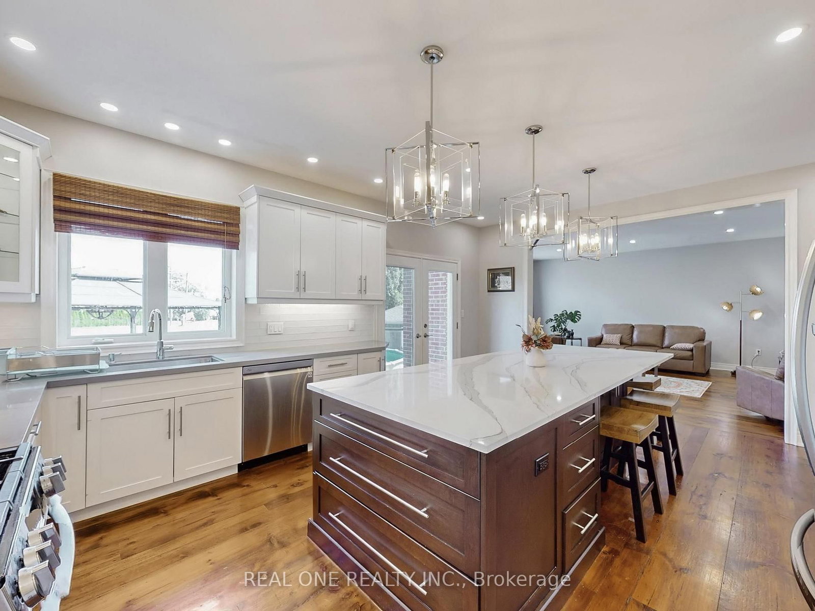26 Matthews Court • St. Catharines, ON photo 15