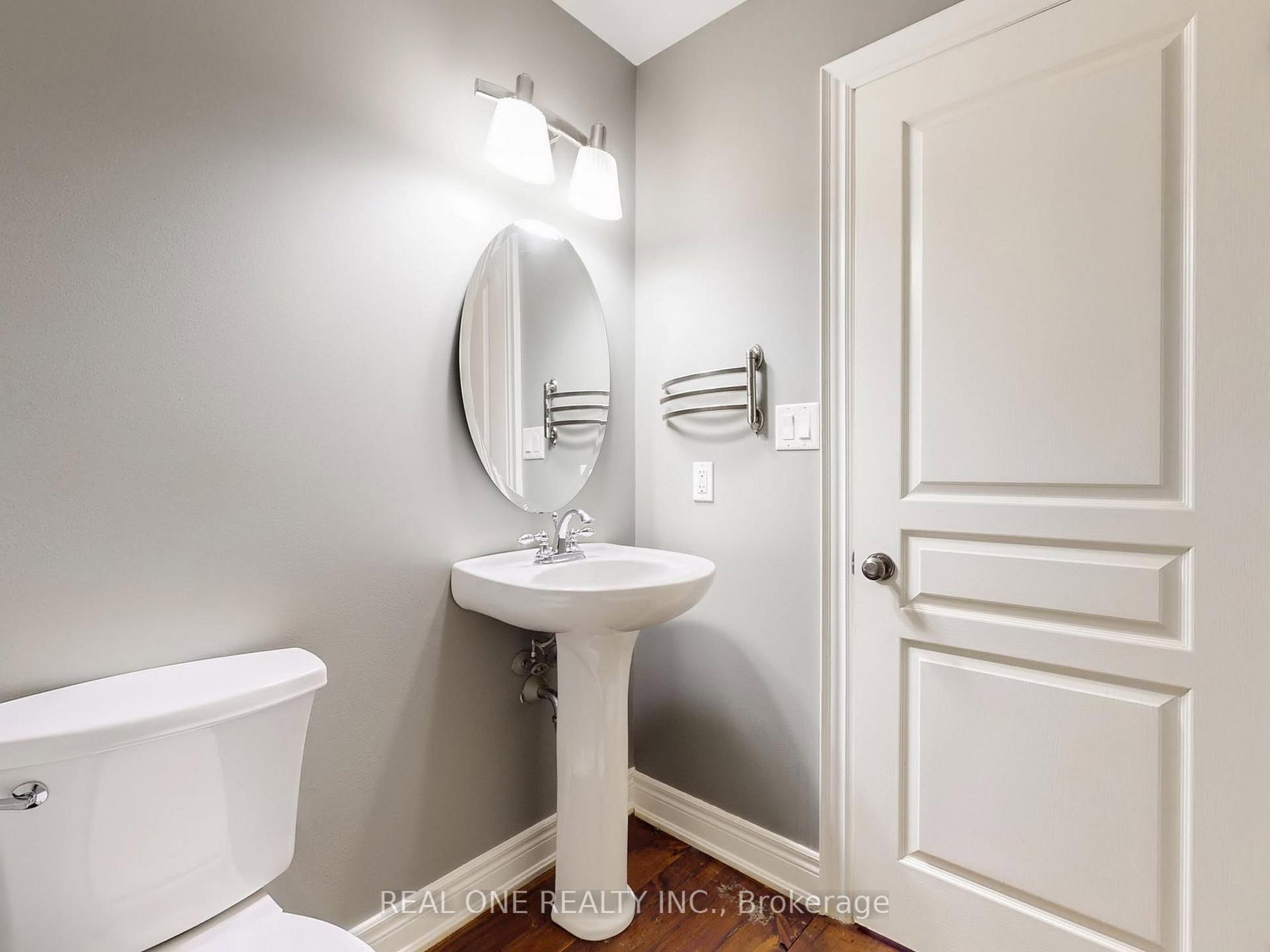 26 Matthews Court • St. Catharines, ON photo 17