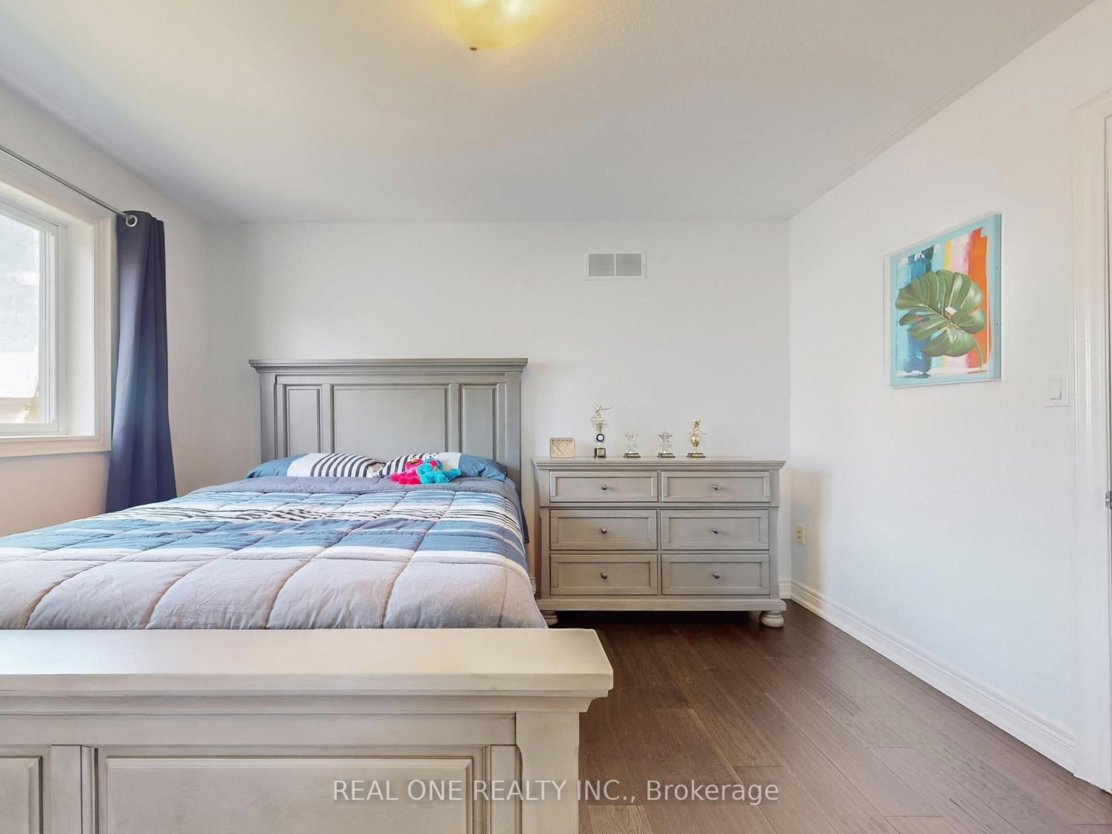 26 Matthews Court • St. Catharines, ON photo 36