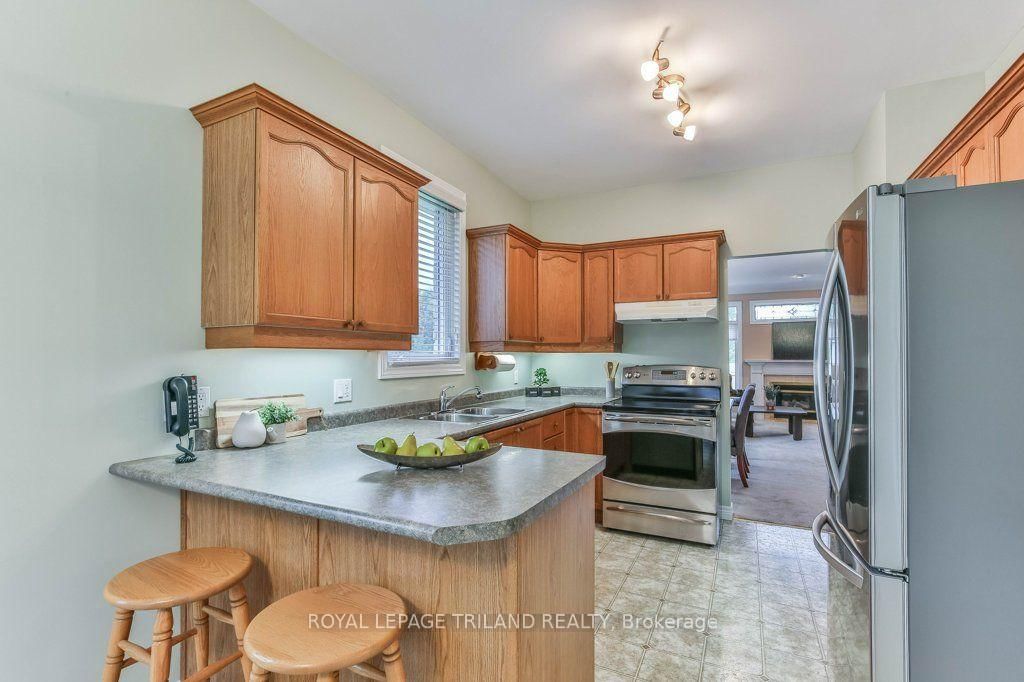44 EDGEVALLEY Road • #42 • London East, ON photo 10