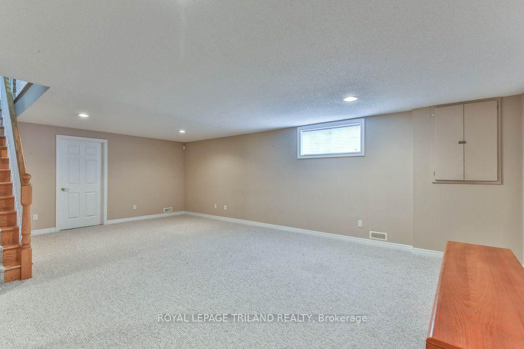 44 EDGEVALLEY Road • #42 • London East, ON photo 34