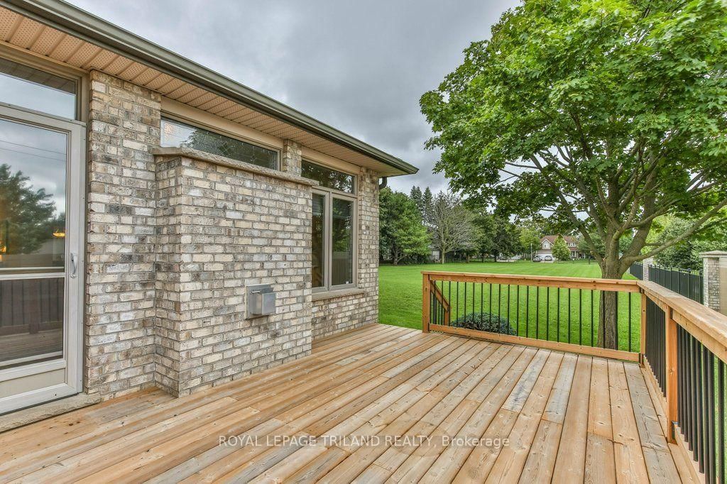 44 EDGEVALLEY Road • #42 • London East, ON photo 42