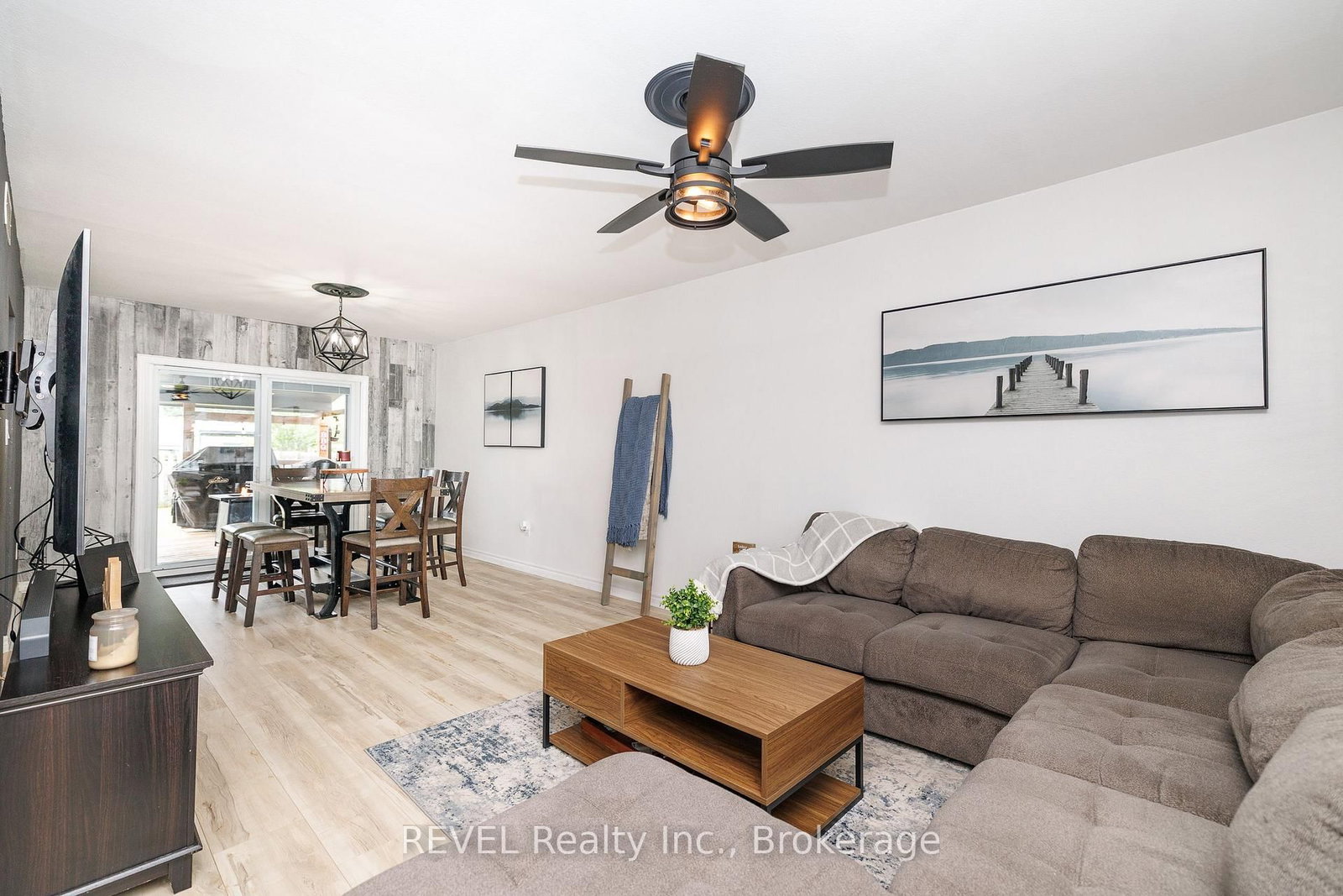 4594 Ferguson Street • Niagara Falls, ON photo 5