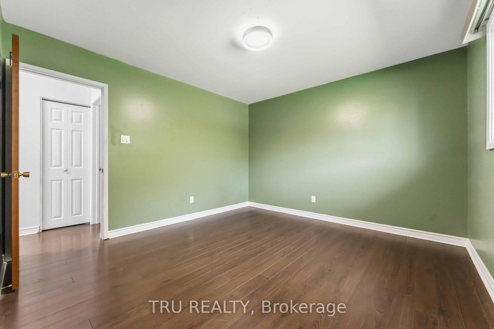 19 Ellery Crescent • Ottawa, ON photo 27