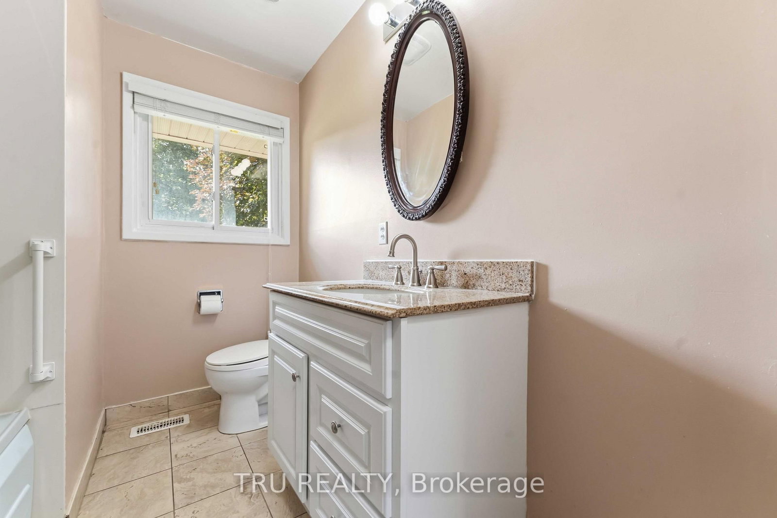 19 Ellery Crescent • Ottawa, ON photo 33