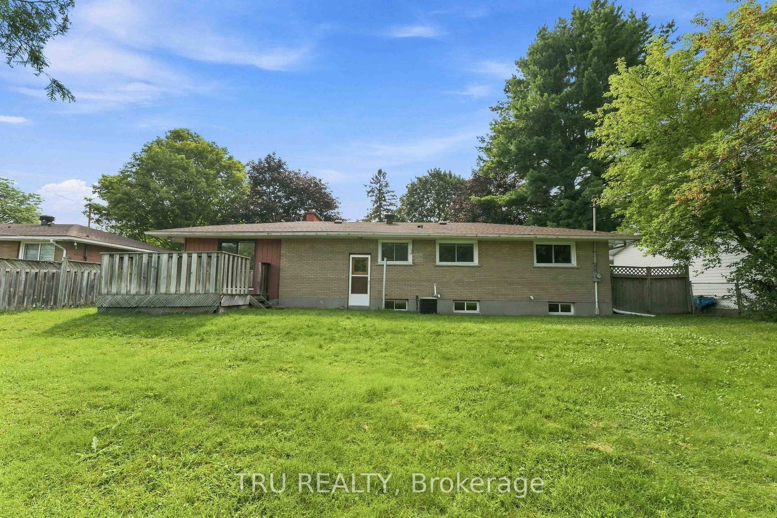 19 Ellery Crescent • Ottawa, ON photo 41